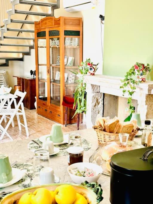 Bed and Breakfast La Riggiola Salerno Exterior foto
