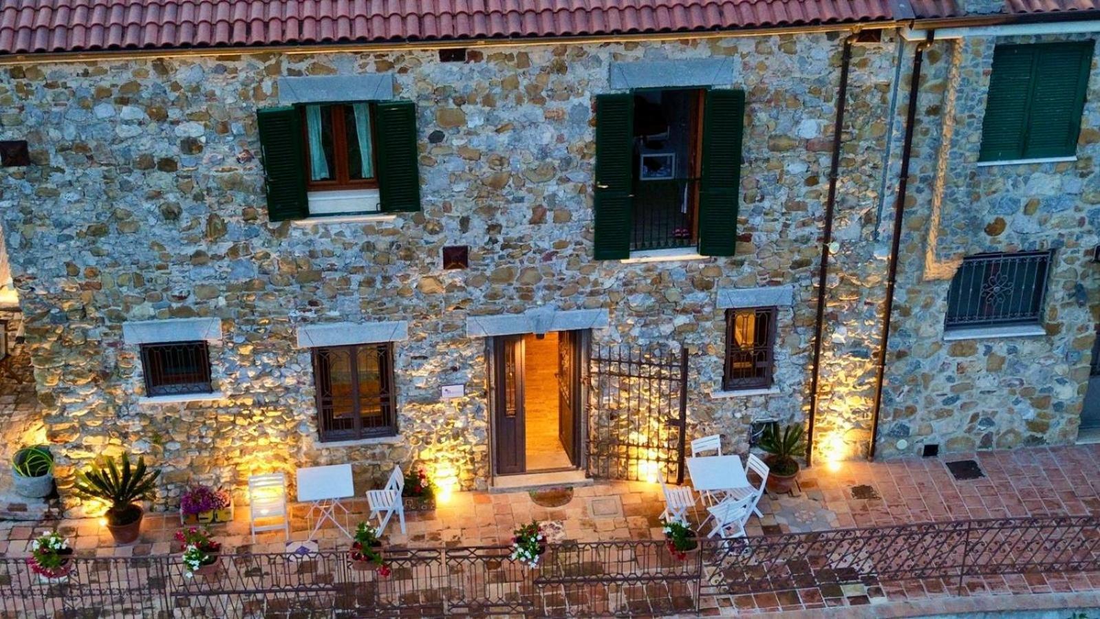 Bed and Breakfast La Riggiola Salerno Exterior foto